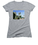 Black Dog Tavern Martha's Vineyard Massachusetts - Women's V-Neck