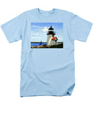 Brant Point Lighthouse Nantucket Massachusetts - Men's T-Shirt  (Regular Fit)