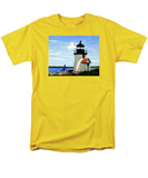 Brant Point Lighthouse Nantucket Massachusetts - Men's T-Shirt  (Regular Fit)