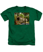 Comstock Covered Bridge East Hamptom Connecticut - Kids T-Shirt