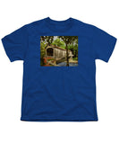 Comstock Covered Bridge East Hamptom Connecticut - Youth T-Shirt