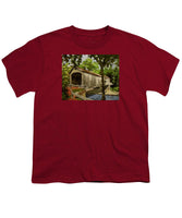 Comstock Covered Bridge East Hamptom Connecticut - Youth T-Shirt