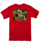 Comstock Covered Bridge East Hamptom Connecticut - Men's T-Shirt  (Regular Fit)