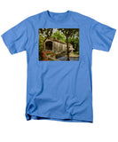 Comstock Covered Bridge East Hamptom Connecticut - Men's T-Shirt  (Regular Fit)