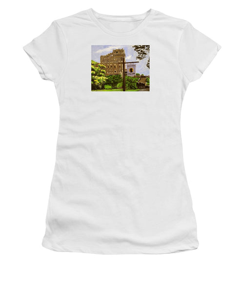 Gillette Castle East Haddam Connecticut - Women's T-Shirt