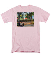 Center Green Glastonbury Connecticut   - Men's T-Shirt  (Regular Fit)