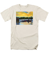 The Rocky Hill Glastonbury Ferry Glastonbury Connecticut  - Men's T-Shirt  (Regular Fit)