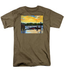 The Rocky Hill Glastonbury Ferry Glastonbury Connecticut  - Men's T-Shirt  (Regular Fit)