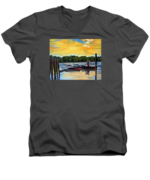 The Rocky Hill Glastonbury Ferry Glastonbury Connecticut  - Men's V-Neck T-Shirt