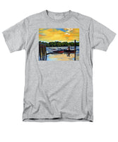 The Rocky Hill Glastonbury Ferry Glastonbury Connecticut  - Men's T-Shirt  (Regular Fit)