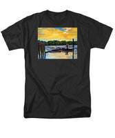 The Rocky Hill Glastonbury Ferry Glastonbury Connecticut  - Men's T-Shirt  (Regular Fit)