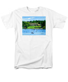 New York Yacht Club Newport Rhode Island - Men's T-Shirt  (Regular Fit)