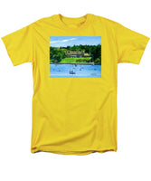 New York Yacht Club Newport Rhode Island - Men's T-Shirt  (Regular Fit)