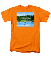 New York Yacht Club Newport Rhode Island - Men's T-Shirt  (Regular Fit)